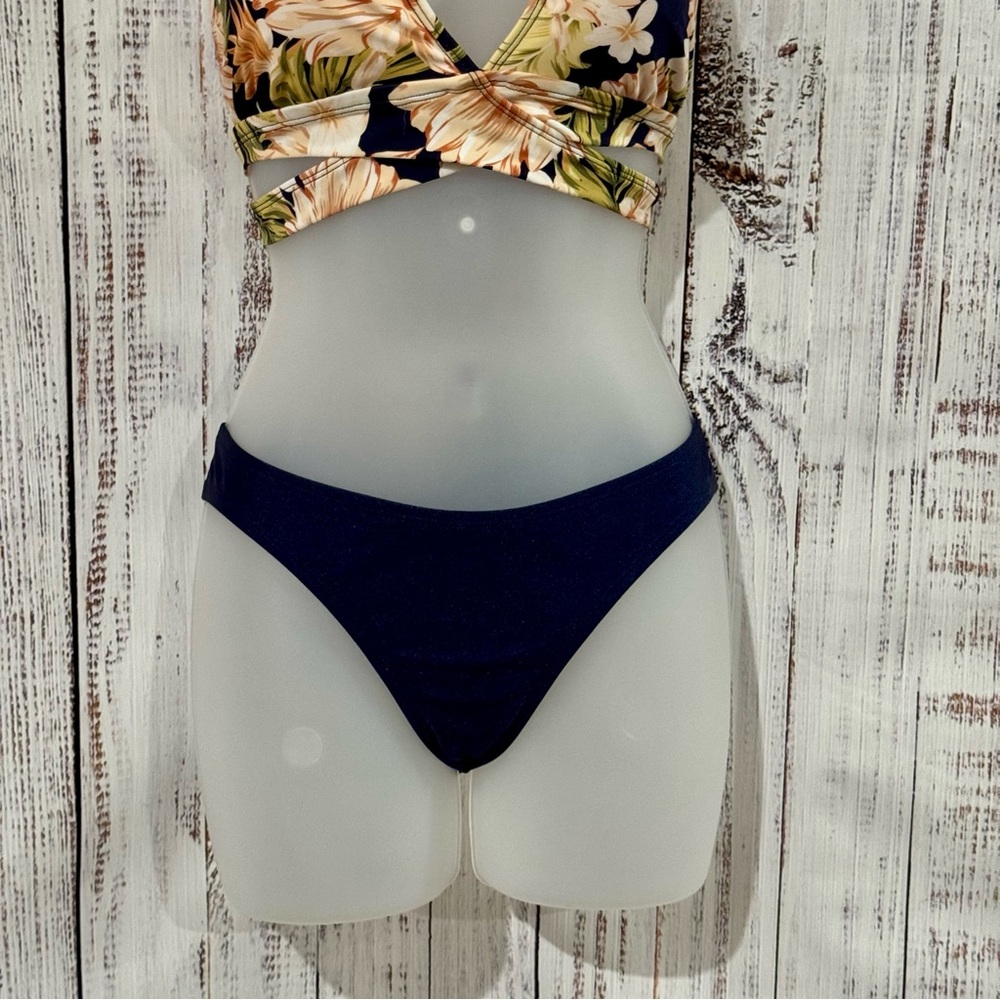 Kona Sol Deep Blue/ Tropical Bikini Set - Picture 2 of 9